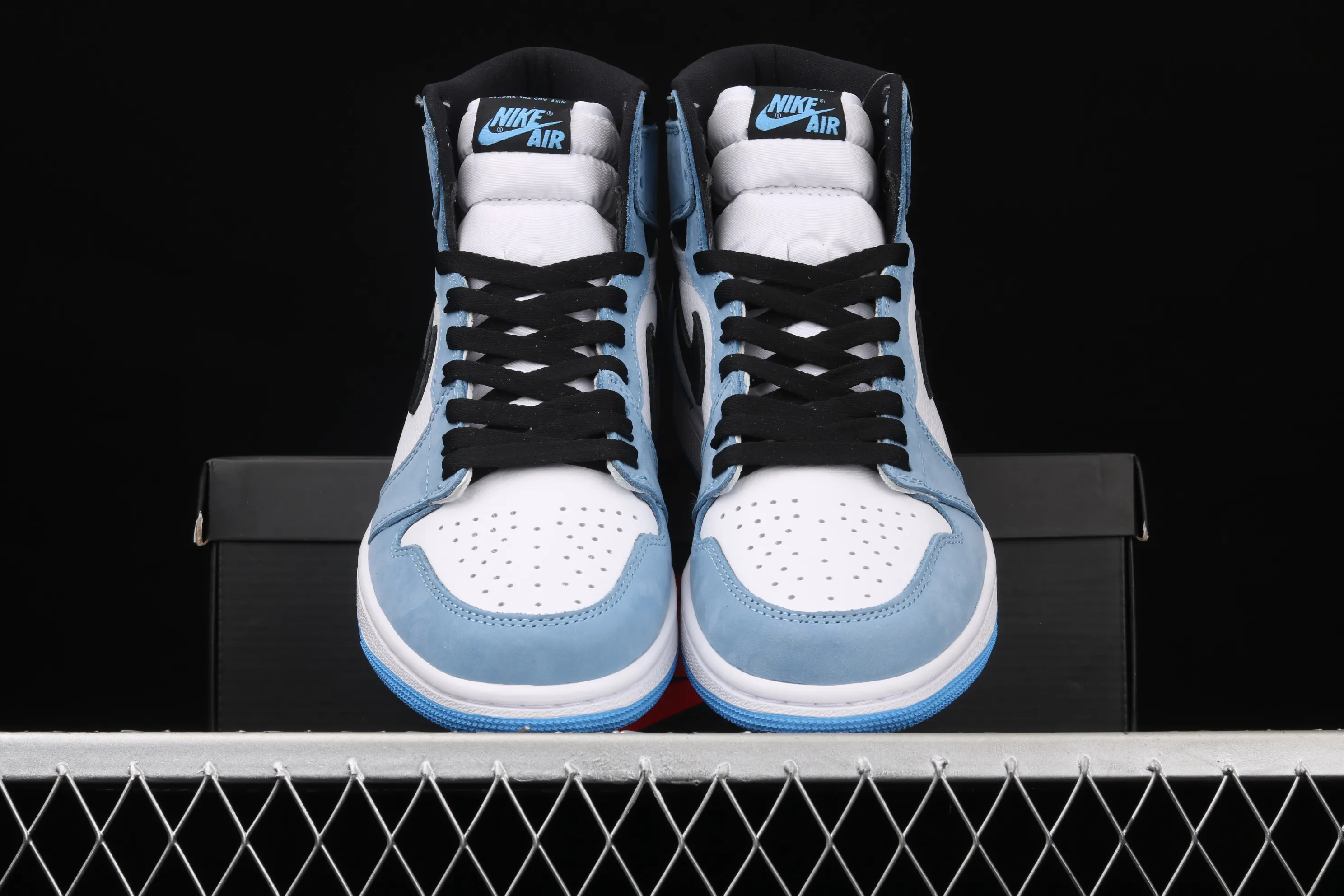 All categories Air Jordan Jordan series basketball shoes Air Jordan 1 High Air Jordan 1 Retro High AJ1 Joe 1 University Blue 555088-134